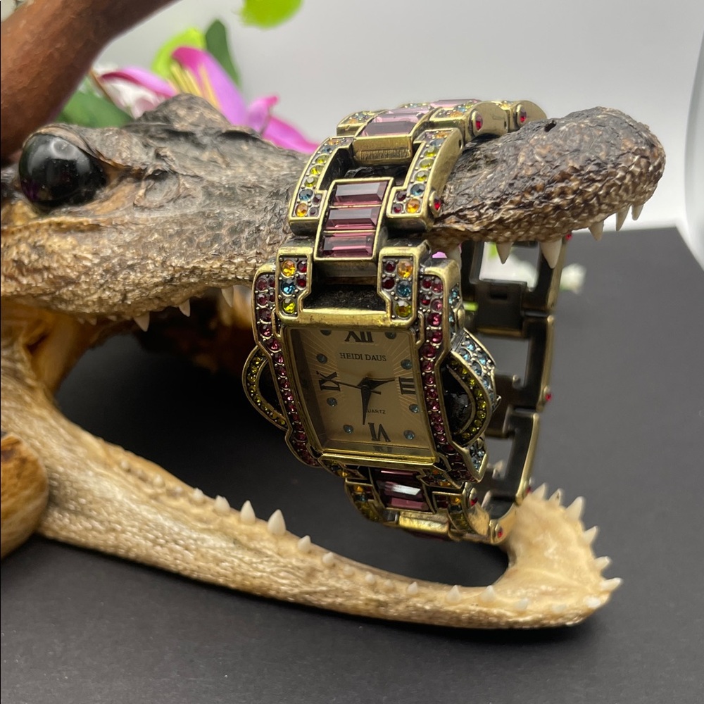 Heidi Daus working Quartz watch  B4🔥